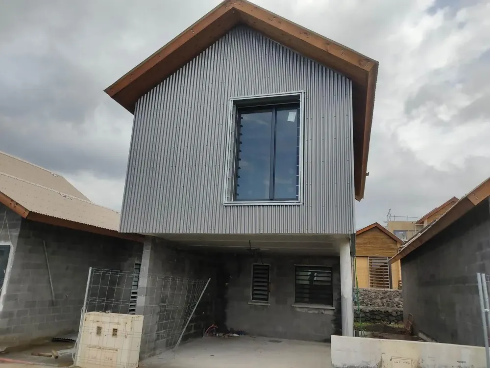 habillage facade metallique